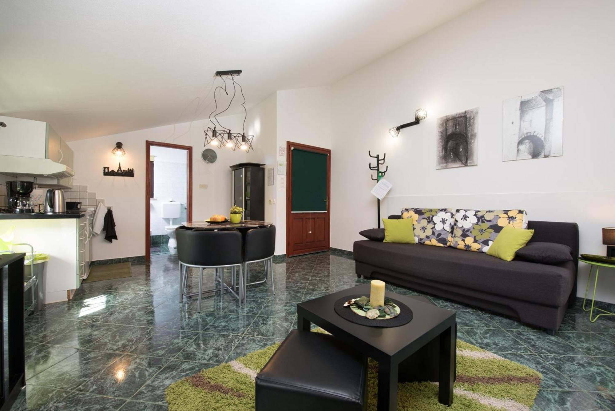Apartments Villa Zara Lovran Exterior photo